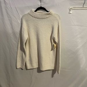 Warm fuzzy sweater, NWT! slightly off white